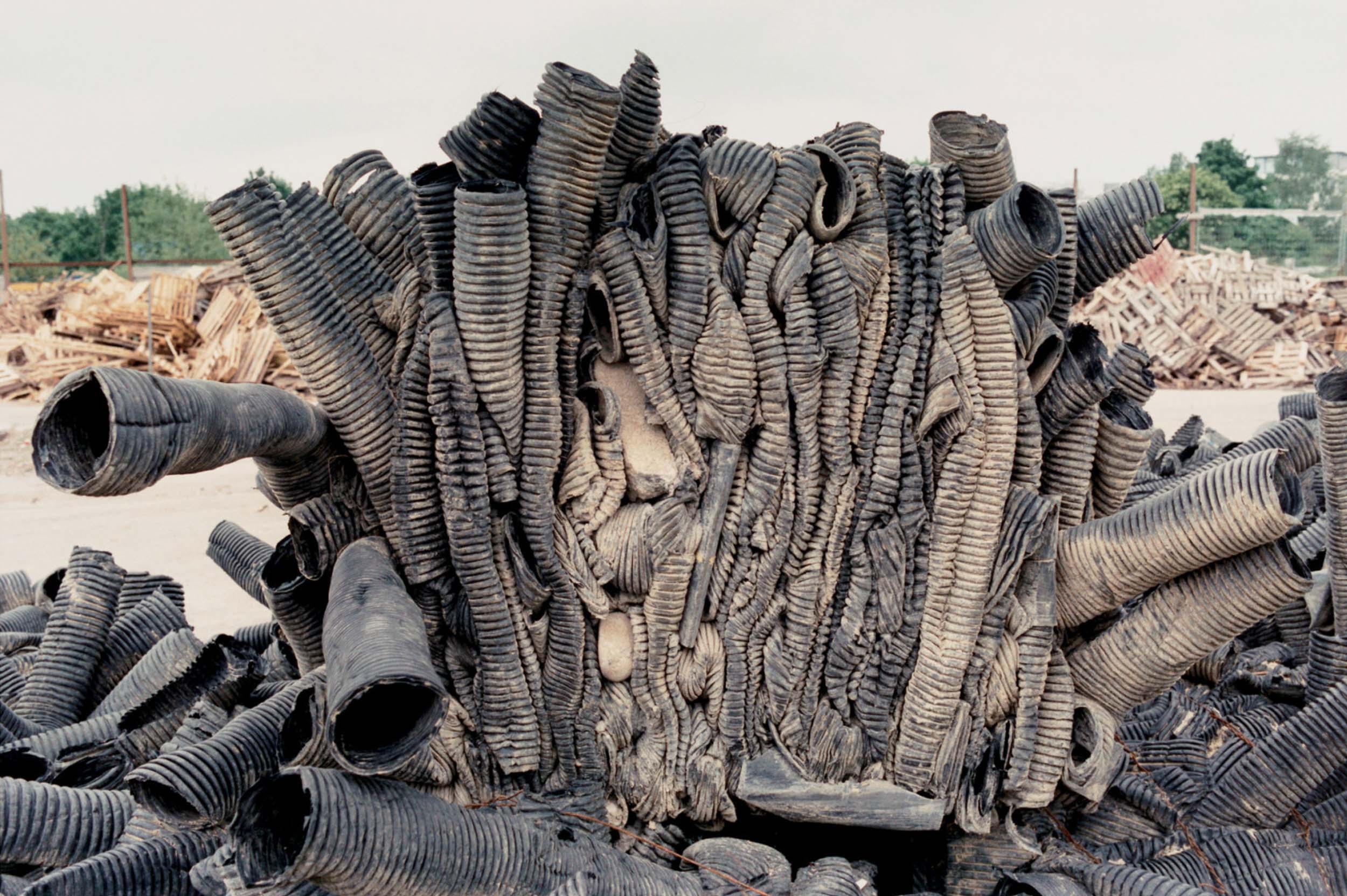 Joachim Brohm – Areal 97 3-32a, 1997, C-print, 30 x 40 cm, Edition of 11 + 3AP