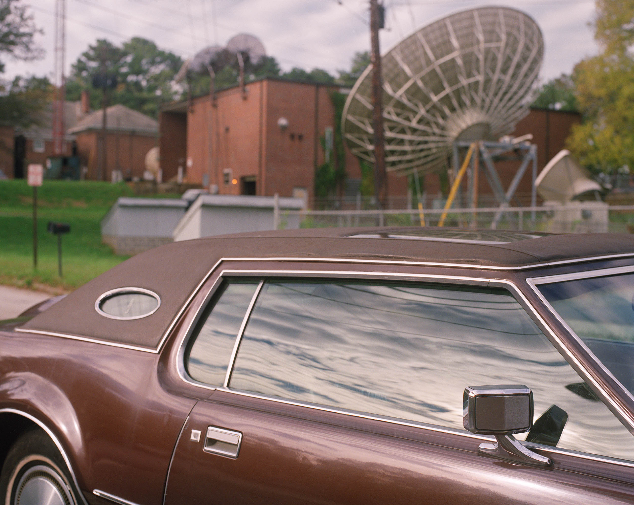 Ron Jude – Atlanta, GA #1 (From ‘Vitreous China’), 1994, Archival pigment print, 63.5 x 77.75 cm, Edition of 5 + 2AP